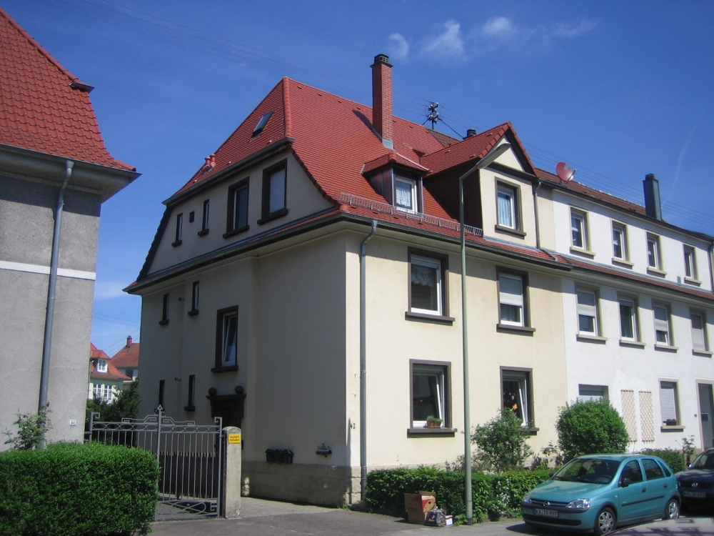 Immobilien Throm GmbH - 3-Familienhaus Karlsruhe-Weiherfeld