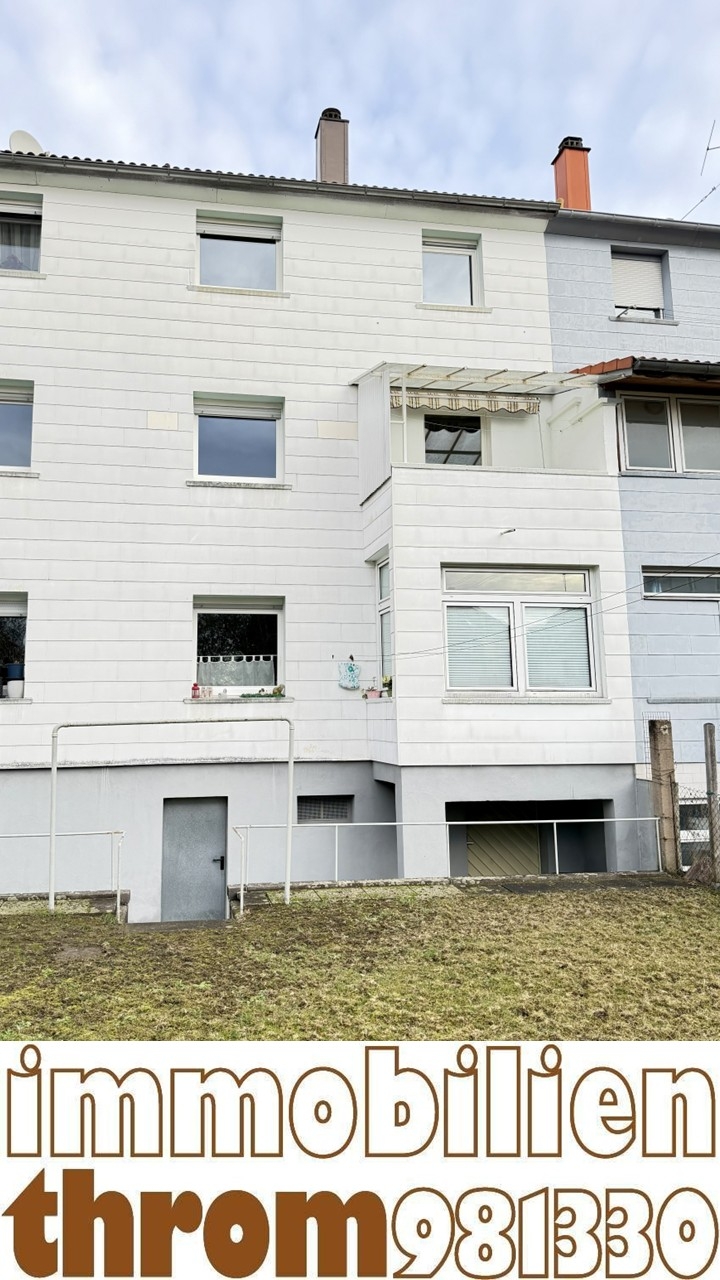 Immobilien Throm GmbH - Angebot: 3-Familienhaus Karlsruhe-Weiherfeld Immobilien Throm GmbH - 3-Familienhaus Karlsruhe-Weiherfeld